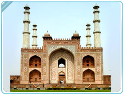 Akbars Tomb at Sikandra