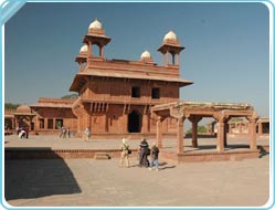 Diwan-i-khas in Agra Fort