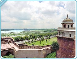 Musamman Burj in Agra Fort