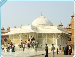 Tomb of Salim Chishti, Agra